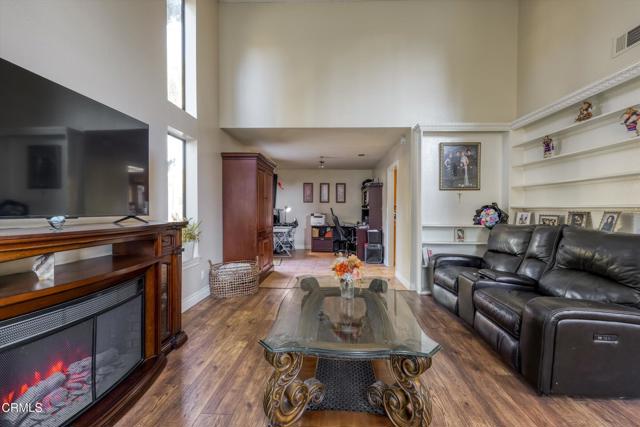 Detail Gallery Image 7 of 70 For 652 Stonebrook St, Simi Valley,  CA 93065 - 4 Beds | 2/1 Baths