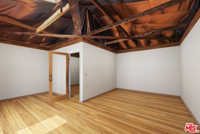 3230 Kelton Avenue, Los Angeles CA: https://media.crmls.org/mediaz/85afe3e1-8176-4cb7-a0bf-5a3b62abf1e2.jpg