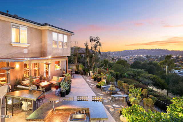 653 Milford Street, Los Angeles CA: https://media.crmls.org/mediaz/85afe4e0-ea53-4e18-940f-14a29866047e.jpg