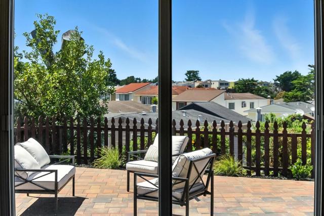 102 Dennis Drive, Daly City CA: https://media.crmls.org/mediaz/85b050d0-40cd-4bfe-95ed-edc79f222837.jpg