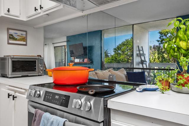 Detail Gallery Image 29 of 47 For 2388 Altisma Way #10 OR K,  Carlsbad,  CA 92009 - 2 Beds | 2 Baths