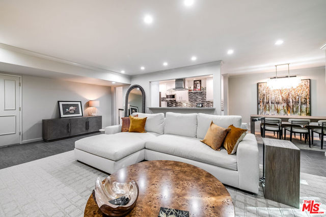 1015 N Kings Road, West Hollywood CA: https://media.crmls.org/mediaz/85b14e5a-b9df-4a75-80f2-3e9457441755.jpg