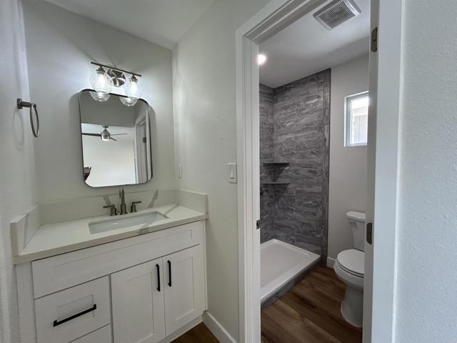 Detail Gallery Image 31 of 46 For 2501 Davis Ave, Carlsbad,  CA 92008 - 6 Beds | 5 Baths