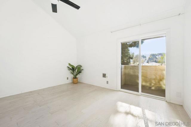 Image 14 of 26 For 2772 Ariane Dr  70