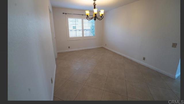 Detail Gallery Image 8 of 11 For 3957 Gaffney Ct, San Diego,  CA 92130 - 5 Beds | 3 Baths