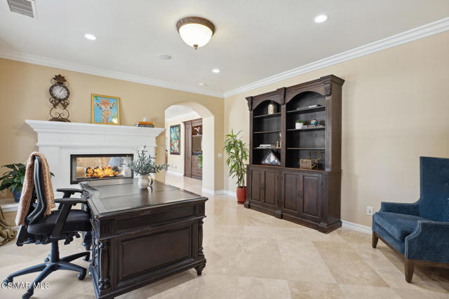 684 Noble Road, Simi Valley CA: https://media.crmls.org/mediaz/85b61295-9a86-404f-8168-01130493c1ab.jpg