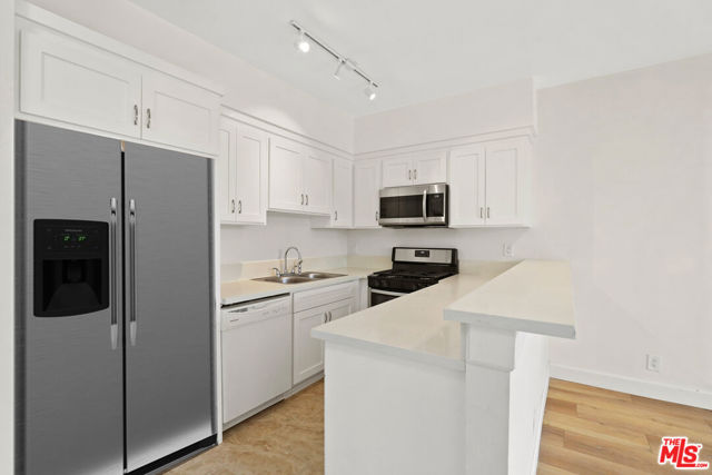 1920 Overland Avenue, Los Angeles CA: https://media.crmls.org/mediaz/85b70612-67ff-4efc-9134-c49eb4e3e90a.jpg