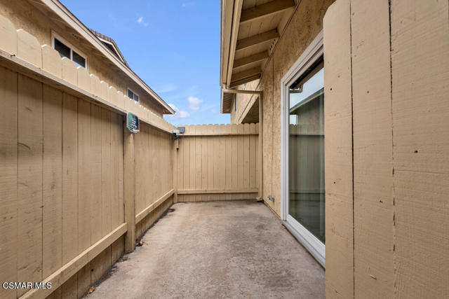 2718 Wendy Place, Port Hueneme CA: https://media.crmls.org/mediaz/85b7711d-99c2-4977-90ed-474d32ae188d.jpg