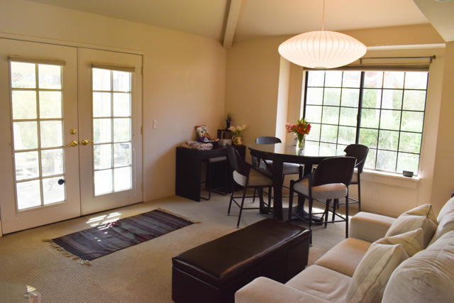 113 Vitoria Lane, Palm Desert CA: https://media.crmls.org/mediaz/85b84c10-9ade-48fb-98b1-4fe5b3fbe9d3.jpg