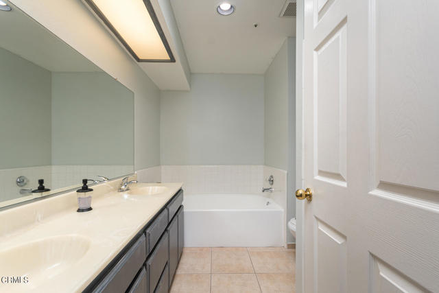 Detail Gallery Image 30 of 51 For 9442 Sylmar Ave #16,  Panorama City,  CA 91402 - 3 Beds | 2/1 Baths