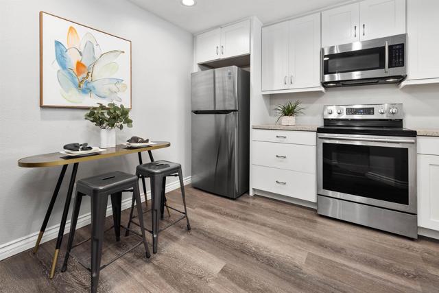 5845 FRIARS RD, San Diego CA: https://media.crmls.org/mediaz/85ba01fb-de1b-45c8-9618-aa55cd11107a.jpg