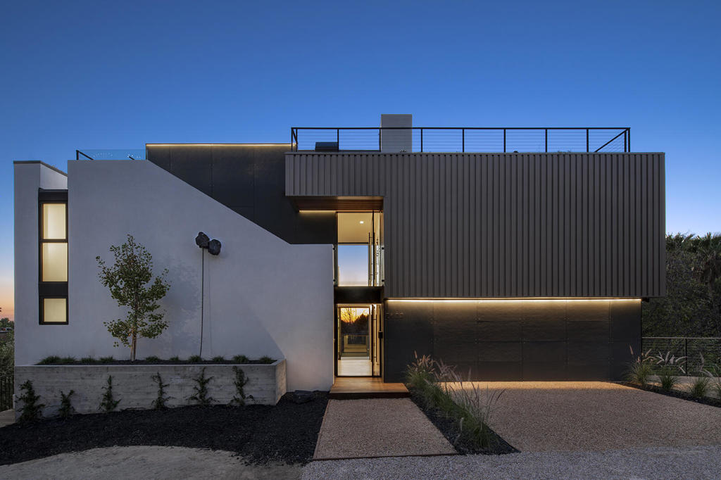 MLS #219120059DA img 1