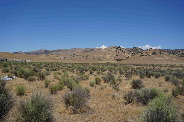 0 N of Challenger and Hwy 58, Tehachapi CA: https://media.crmls.org/mediaz/85ba765f-b770-4af8-9e5e-2c290283e47b.jpg