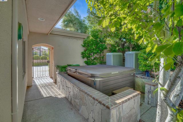 4478 Deer Ridge Road, Danville CA: https://media.crmls.org/mediaz/85bb262c-0511-4d76-bc82-248bffbd7da6.jpg