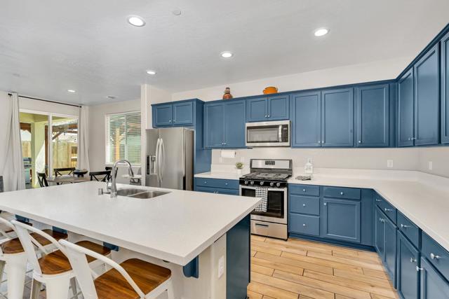 2040 Edwards Street, Los Banos CA: https://media.crmls.org/mediaz/85bc27a4-7fc7-43d2-893e-b7dced006570.jpg