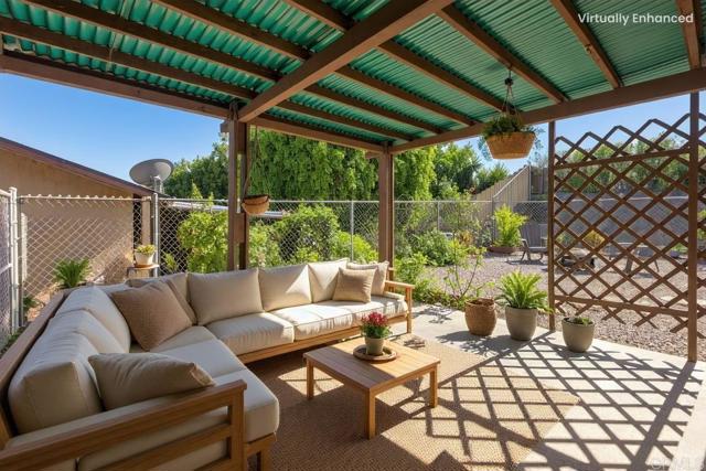 1523 Temple Heights Drive, Oceanside CA: https://media.crmls.org/mediaz/85bd20f2-80bc-4846-baf3-4eb0907f2892.jpg