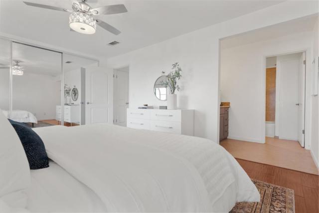 278 Beachview Avenue, Pacifica CA: https://media.crmls.org/mediaz/85bdaebd-1b21-46b4-9565-c64e7f1a22d2.jpg