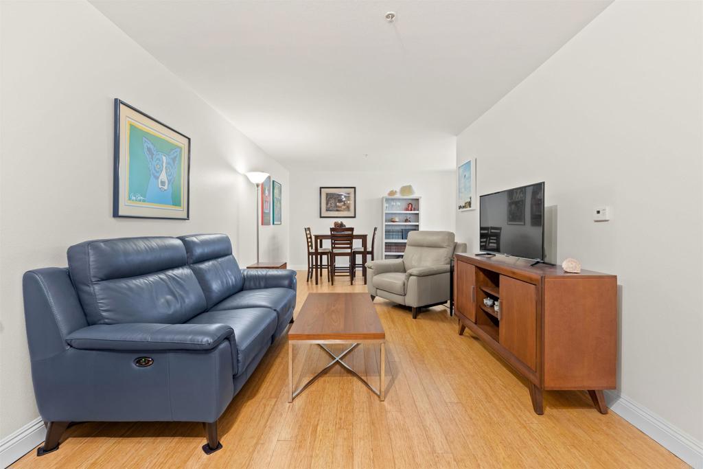 1435 India Street - photo 4