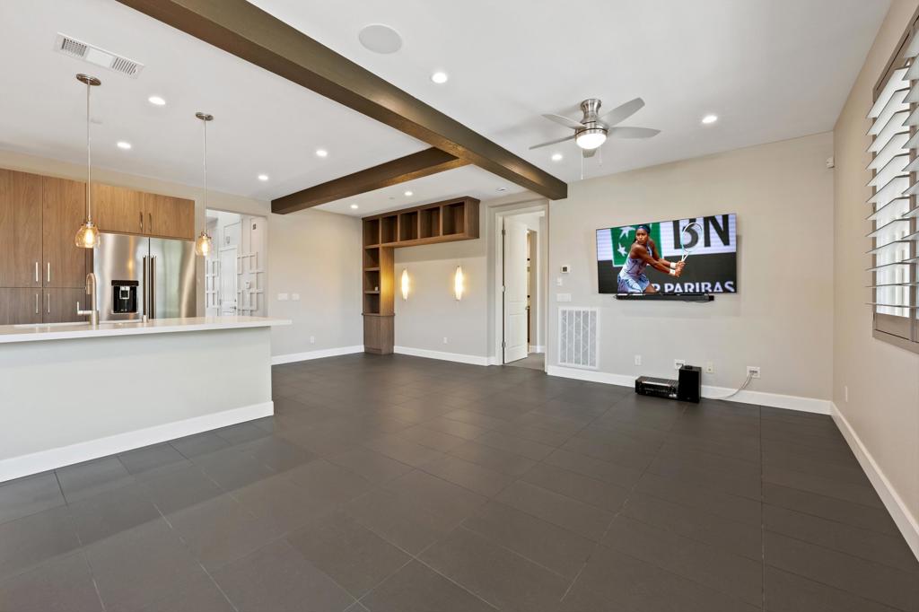 MLS #219131963DA image #8