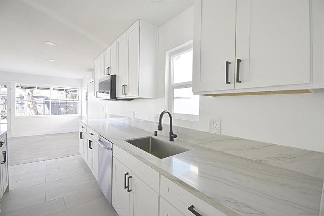 4646 COCONINO WAY, San Diego CA: https://media.crmls.org/mediaz/85bfa849-c857-4cef-ad64-1eb70fac0cb0.jpg