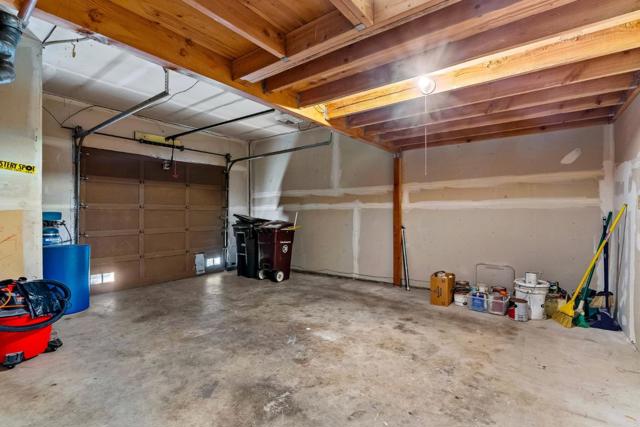 17 Carriage Lane, Scotts Valley CA: https://media.crmls.org/mediaz/85bfbafa-1458-4ba1-a254-796ddc8c8ce9.jpg