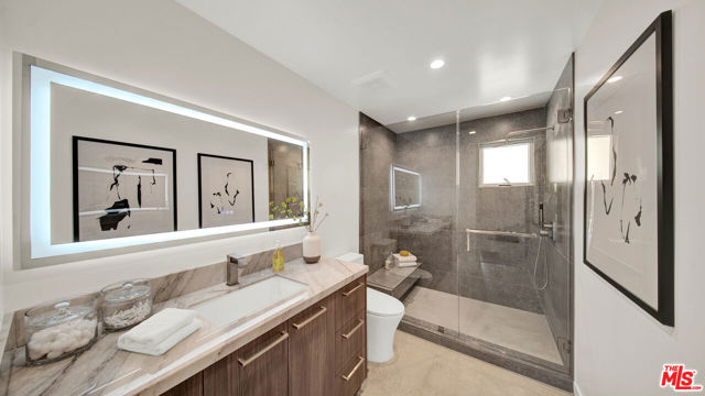 Drew Fenton | 11601 Bellagio Road Los Angeles CA | MLS: 7559870