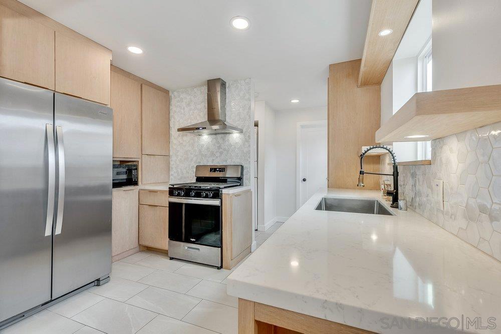 3645 Marlborough Ave - photo 14