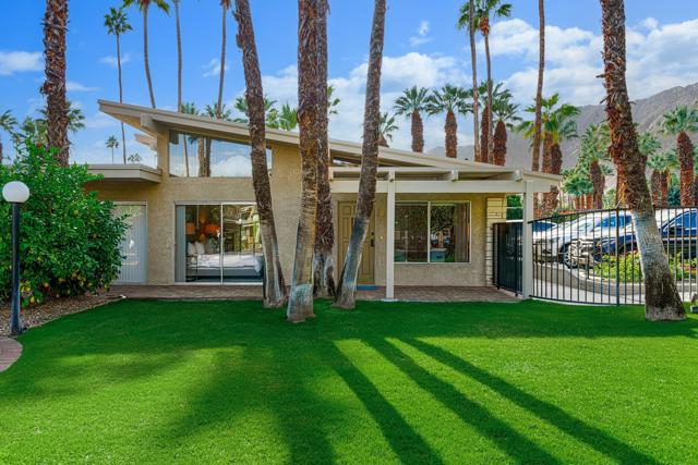 290 S San Jacinto Drive #8, Palm Springs, CA 92262