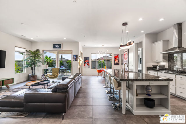 76 Claret, Rancho Mirage CA: https://media.crmls.org/mediaz/85c12e8e-ced2-419c-99f8-f8844c1fa33b.jpg