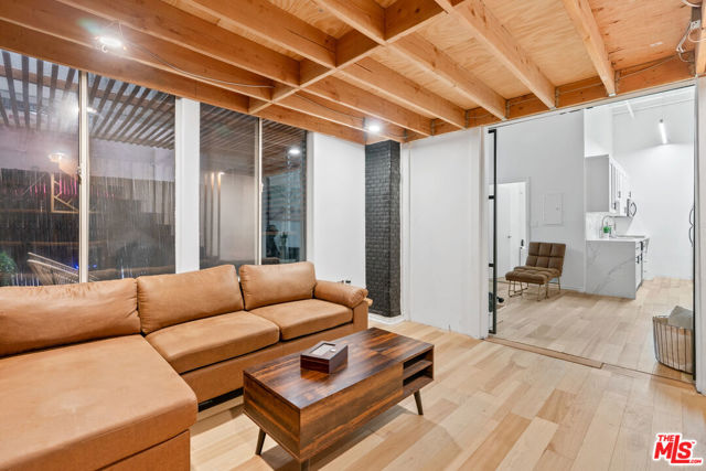 312 W 5th Street, Los Angeles CA: https://media.crmls.org/mediaz/85c1eab9-373a-41c0-9368-202e6b562c29.jpg
