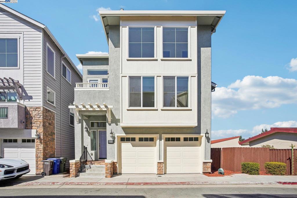 2636 Wisteria Way