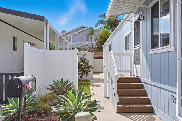 Front Image Thumbnail for CRNDP2600635