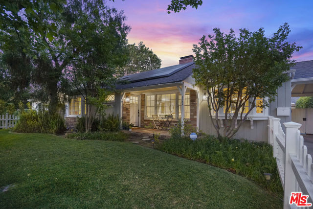 4546 Allott Avenue, Sherman Oaks CA: https://media.crmls.org/mediaz/85c2a78e-f5e6-44b8-a6f0-7cc7094da405.jpg