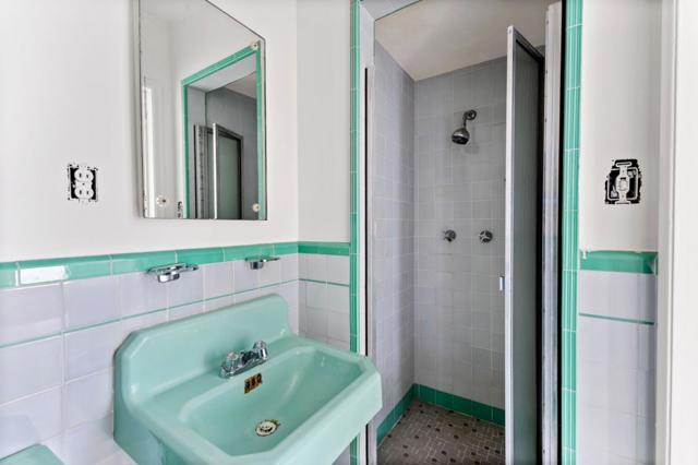 14 Wilshire Court, Daly City CA: https://media.crmls.org/mediaz/85c41090-07ad-42df-989d-20b139641c66.jpg