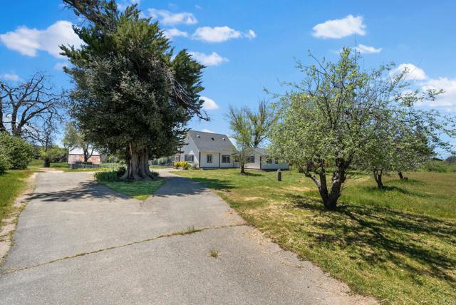 Image 3 of 35 For 3745 Wynola Road