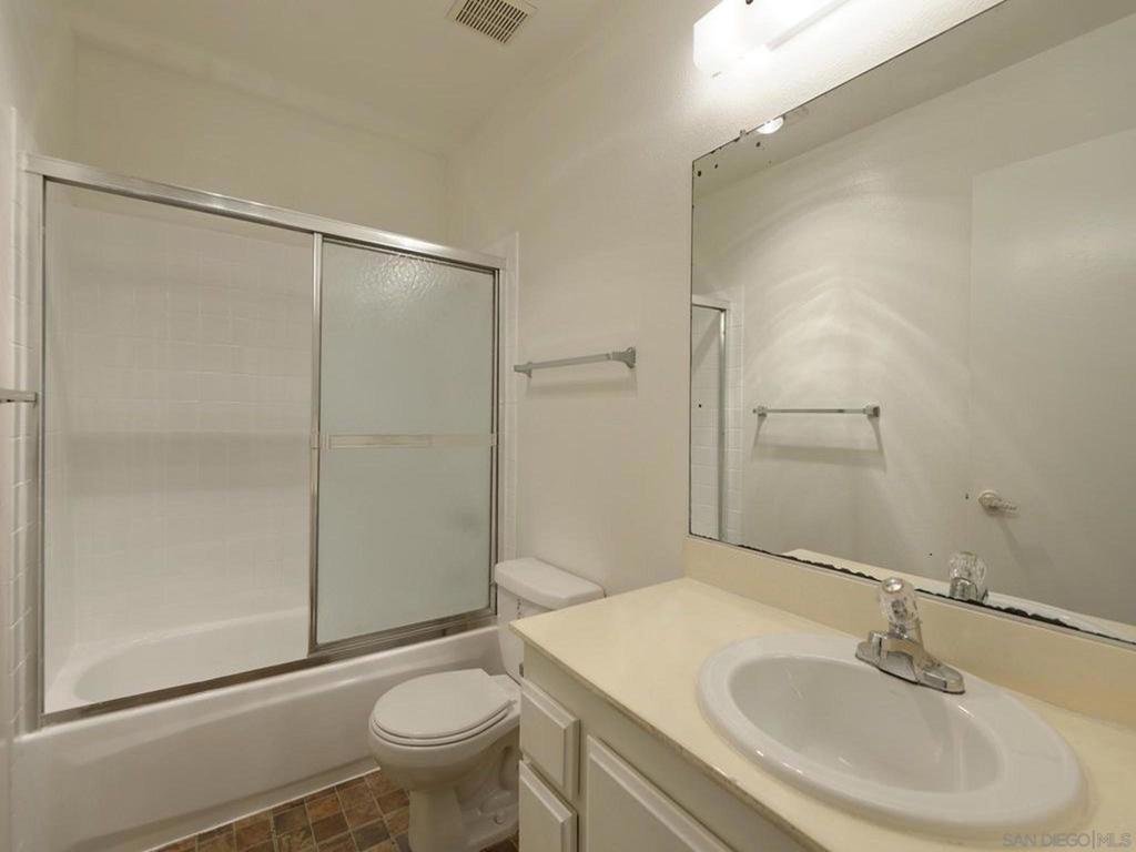 3211 Caminito Eastbluff - photo 12