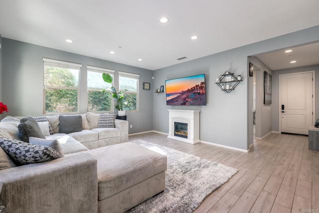 Detail Gallery Image 3 of 53 For 662 Gemstone Dr, San Marcos,  CA 92078 - 5 Beds | 3 Baths