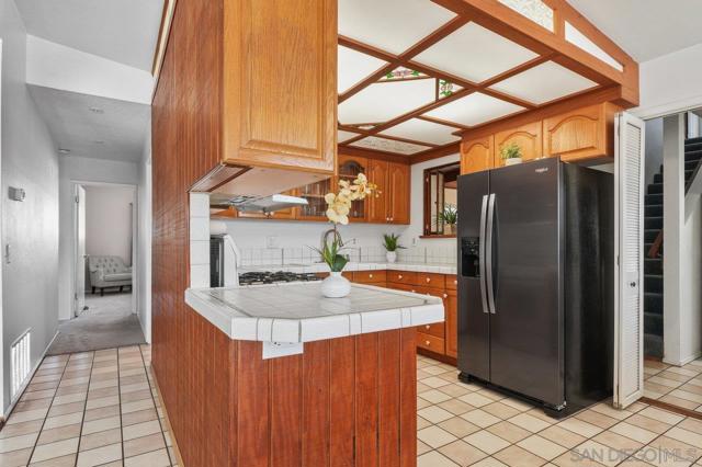 1173 Oasis Ave, Chula Vista CA: https://media.crmls.org/mediaz/85c731f2-40d2-4814-b9c8-4a97ed56bac1.jpg