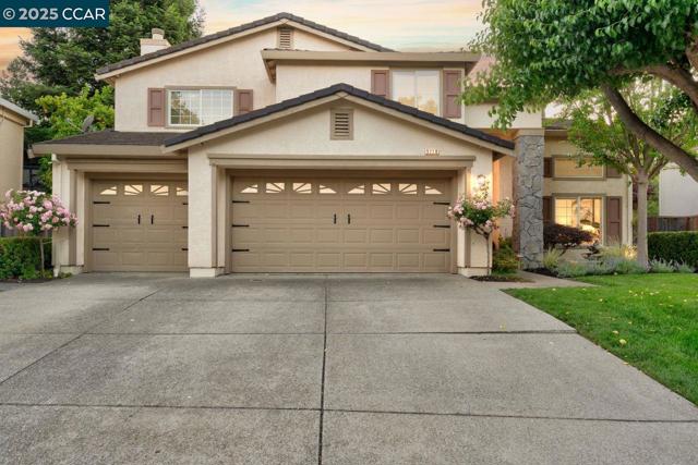 5220 Portillo Valley, San Ramon CA: https://media.crmls.org/mediaz/85c7d155-e65f-4dac-a6b6-b67c5ff8c3d7.jpg