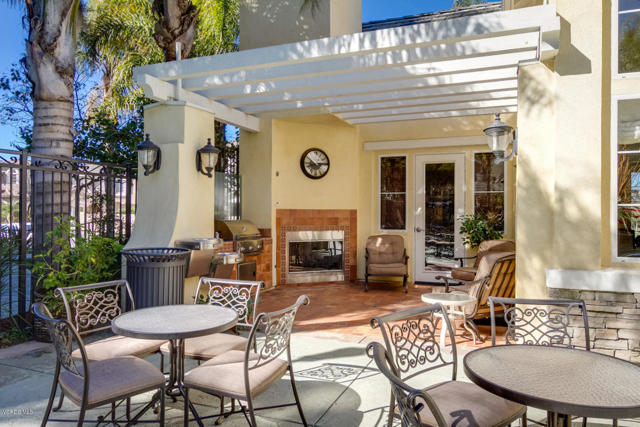 1740 Tanager Street, Ventura CA: https://media.crmls.org/mediaz/85c7d925-4487-4c9f-af82-a3ce340a292a.jpg