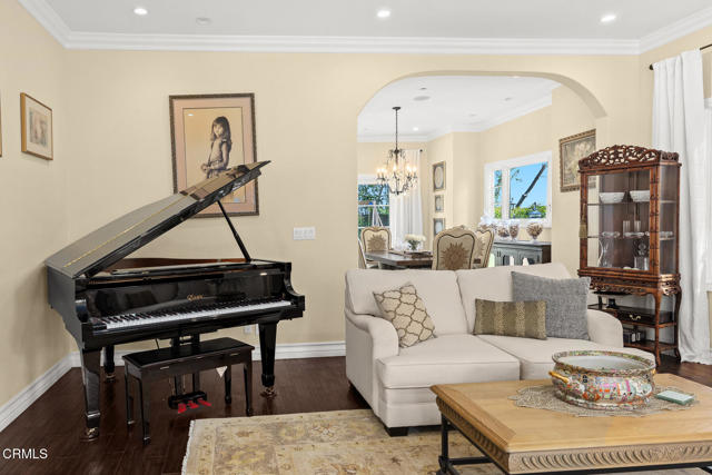 Detail Gallery Image 14 of 72 For 574 Camillo Rd, Sierra Madre,  CA 91024 - 4 Beds | 3 Baths