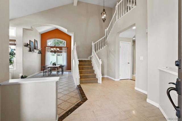 1187 Avenida Azul, San Marcos CA: https://media.crmls.org/mediaz/85c951e5-a132-4aec-a8a2-b955c1adfc76.jpg