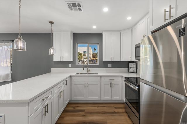 Detail Gallery Image 4 of 24 For 1134 S Orange St, Escondido,  CA 92025 - 3 Beds | 2 Baths