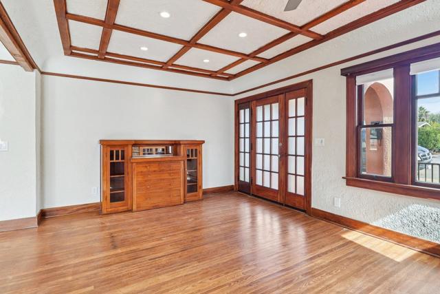 Detail Gallery Image 5 of 31 For 3114 Bancroft St, San Diego,  CA 92104 - 2 Beds | 1 Baths