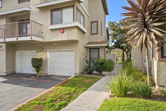 583 Portsmouth Dr, Chula Vista, California 91911, 2 Bedrooms Bedrooms, ,2 BathroomsBathrooms,Condominium,For Sale,Portsmouth Dr,250018941SD