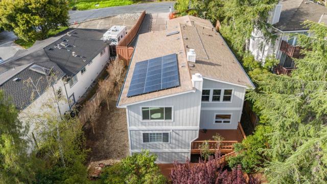 3920 Lakemead Way, Redwood City CA: https://media.crmls.org/mediaz/85cbfb69-b785-49b2-97c5-1671ea1b8881.jpg