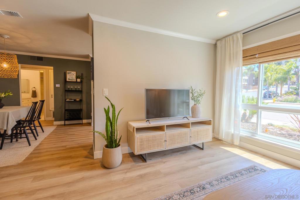 3266 1st Avenue - photo 6