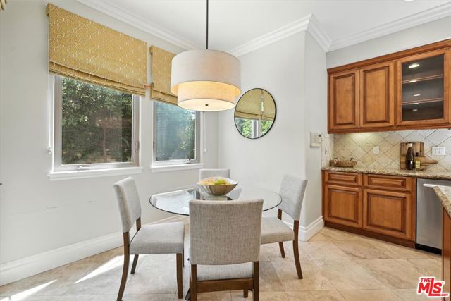 3200 Elm Avenue, Manhattan Beach, California 90266, 5 Bedrooms Bedrooms, ,4 BathroomsBathrooms,Residential,For Sale,Elm,25584821
