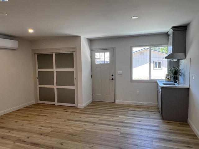 2559 Lynn Ave, Concord CA: https://media.crmls.org/mediaz/85cc5095-b175-4377-b3ee-0f1621368331.jpg