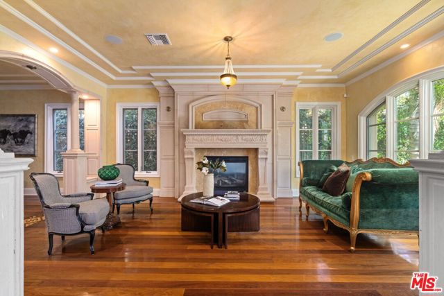 Image 5 of 38 For 919 Gretna Green Way